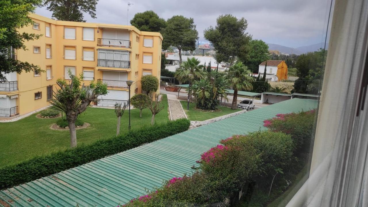 Casa Cachita 2-Confortable Estudio A Pie De Playa Estepona Exterior foto