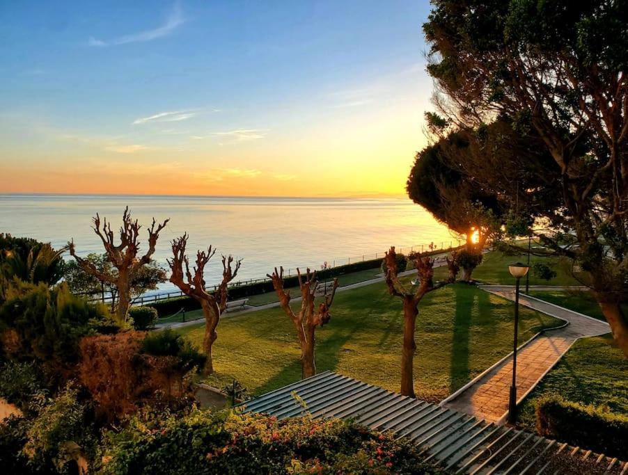 Casa Cachita 2-Confortable Estudio A Pie De Playa Estepona Exterior foto